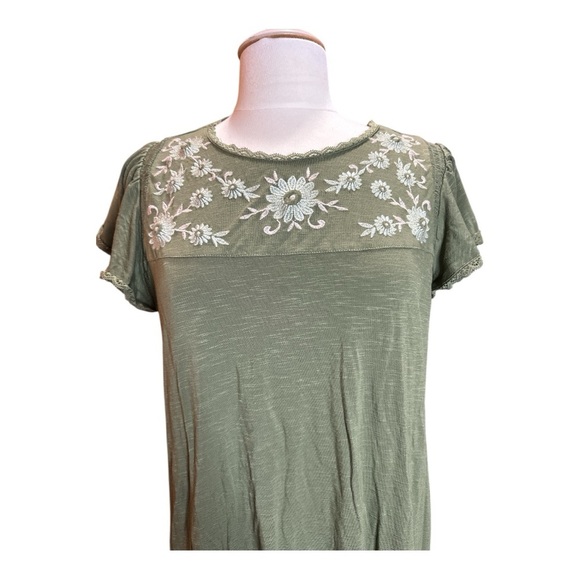 Vintage Slub Embroidered Flutter Sleeve Top - Picture 3 of 6